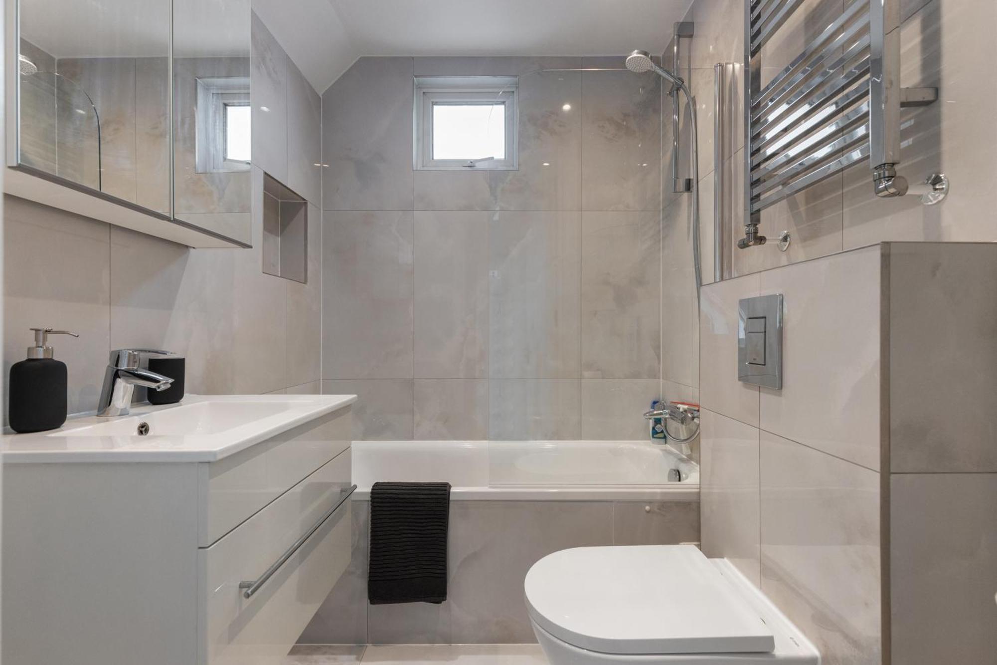 The Hampstead Hideaway - Free Parking - Close To Ldn Apartamento *